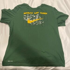 Green Nike dry fit large T-shirt